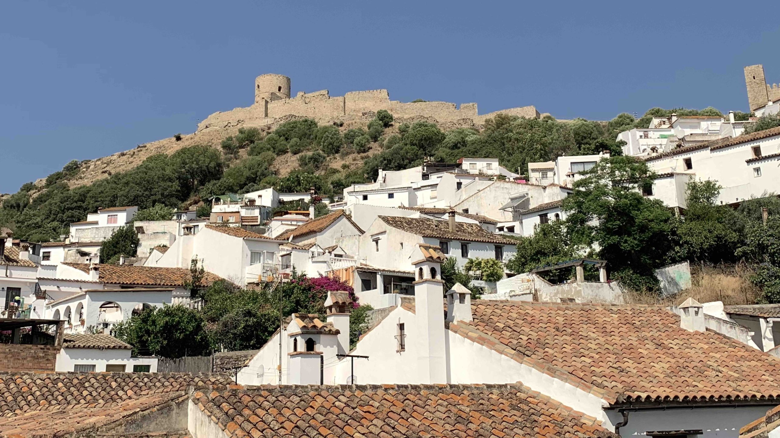 Castillo en la parte de arriba de Jimena